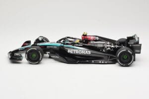 Mercedes AMG Petronas W15 E Performance #44 L. Hamilton 2024 Minichamps 1:18 110240144 Metāls — attēls 5 no 6