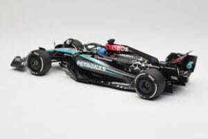 Mercedes AMG Petronas W15 E Performance #63 G. Russell Winner Austrian GP 2024 Minichamps 1:18 110241163 Metāls — attēls 5 no 6