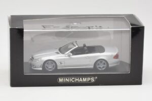 Mercedes AMG SL63 R230 Sudrabs Minichamps 1:43 B66960018-R Metāls — attēls 4 no 4
