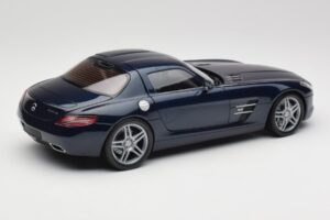 Mercedes SLS AMG C197 Blue Metallic Minichamps 1:18 180039021 Metāls — attēls 3 no 8