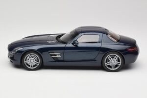 Mercedes SLS AMG C197 Blue Metallic Minichamps 1:18 180039021 Metāls — attēls 4 no 8