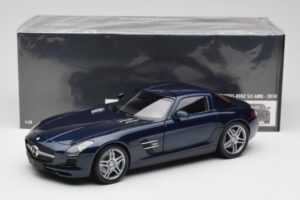 Mercedes SLS AMG C197 Blue Metallic Minichamps 1:18 180039021 Metāls — attēls 8 no 8