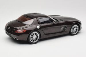 Mercedes AMG SLS C197 Brown Metallic Minichamps 1:18 100039028 Metāls — attēls 3 no 8