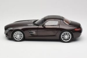 Mercedes AMG SLS C197 Brown Metallic Minichamps 1:18 100039028 Metāls — attēls 4 no 8