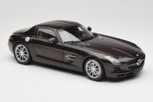 Mercedes AMG SLS C197 Brown Metallic Minichamps 1:18 100039028 Metāls — attēls 6 no 8