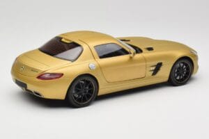 Mercedes AMG SLS C197 Zelts Minichamps 1:18 100039024 Metāls — attēls 3 no 8