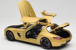 Mercedes AMG SLS C197 Zelts Minichamps 1:18 100039024 Metāls — attēls 5 no 8