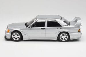 Mercedes 190E W201 2.5-16 EVO 2 Astral Sudrabs Metallic Minichamps 1:18 155036101 Metāls — attēls 3 no 6