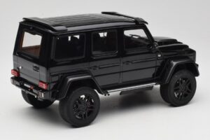 Mercedes Brabus G 500 4x4 Squared Melns GT Spirit 1:18 GT143 Sveķi — attēls 2 no 6