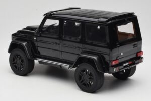 Mercedes Brabus G 500 4x4 Squared Melns GT Spirit 1:18 GT143 Sveķi — attēls 5 no 6