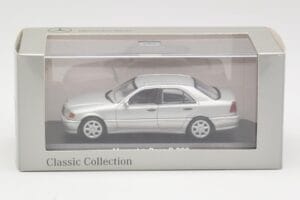 Mercedes C 200 W202 Iridium Silver Minichamps 1:43 B66040488 Metāls — attēls 4 no 4