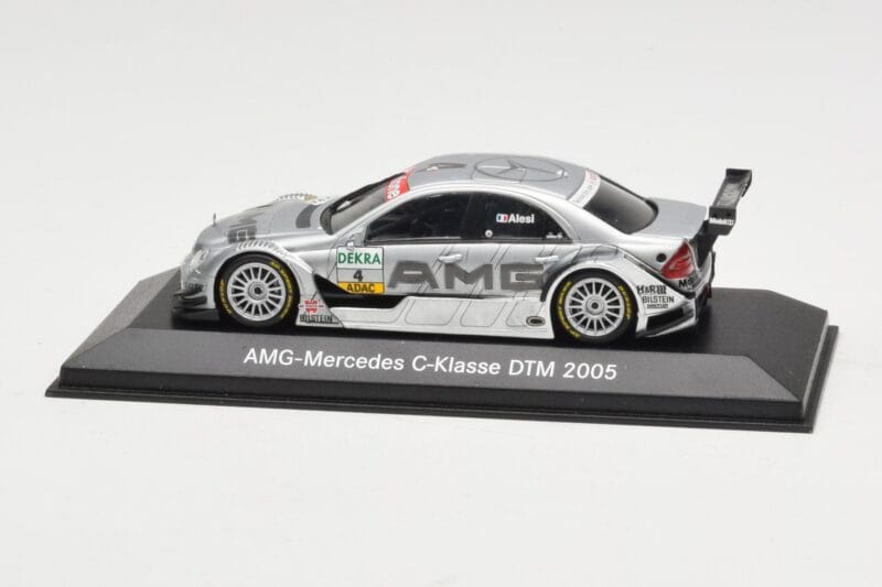 Mercedes C-Class C203 #4 J. Alesi HWA DTM 2005 Minichamps 1:43 B66962230 Metāls