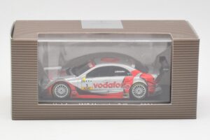 Mercedes C-Class C203 #1 Vodafone AMG B. Schneider DTM 2004 Minichamps 1:43 B66962207 Metāls — attēls 4 no 4