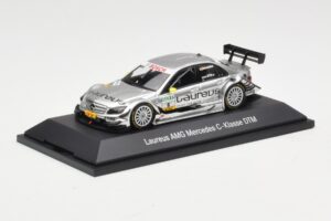 Mercedes C-Class C204 #8 R. Schumacher HWA DTM 2010 Minichamps 1:43 B66961414 Metāls — attēls 2 no 4