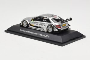 Mercedes C-Class C204 #8 R. Schumacher HWA DTM 2010 Minichamps 1:43 B66961414 Metāls — attēls 3 no 4