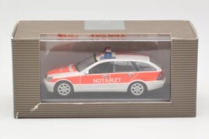 Mercedes C-Class S203 Notarzt Minichamps 1:43 430030190 Metāls — attēls 4 no 4