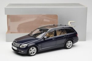 Mercedes C-Class S204 T-Modell Tanzanite Zils AUTOart 1:18 B66962352 Metāls — attēls 8 no 8