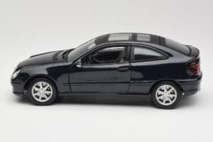 Mercedes C-Class Sports Coupe CL203 Zils Maisto 1:18 B66962124 Metāls — attēls 4 no 8