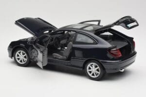 Mercedes C-Class Sports Coupe CL203 Zils Maisto 1:18 B66962124 Metāls — attēls 5 no 8