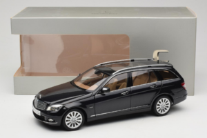 Mercedes C-Class W204 Estate Obsidian Black AUTOart 1:18 B66962349 Metāls — attēls 8 no 8