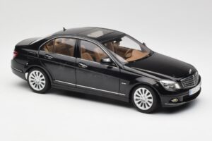 Mercedes C-Class W204 Obsidian Melns AUTOart 1:18 B66962365 Metāls — attēls 6 no 8