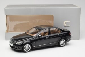 Mercedes C-Class W204 Obsidian Melns AUTOart 1:18 B66962365 Metāls — attēls 8 no 8