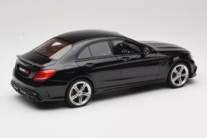 Mercedes C-Class W205 Brabus 650 Melns GT Spirit 1:18 GT132 Sveķi — attēls 2 no 6