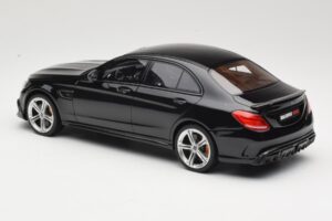 Mercedes C-Class W205 Brabus 650 Melns GT Spirit 1:18 GT132 Sveķi — attēls 5 no 6