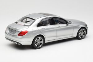 Mercedes C-Class W205 Iridium Sudrabs Metaliks Norev 1:18 B66960253 Metāls — attēls 3 no 8