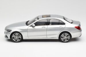 Mercedes C-Class W205 Iridium Sudrabs Metaliks Norev 1:18 B66960253 Metāls — attēls 4 no 8