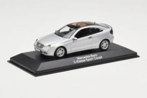 Mercedes C-Class W203 Sport Coupe Sudrabs Minichamps 1:43 B66961916 Metāls — attēls 2 no 4