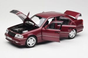 Mercedes AMG C36 W202 Almandine Sarkans Norev 1:18 B66040706 Metāls — attēls 2 no 8