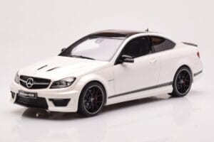 Mercedes AMG C63 W204 Edition 507 Balts GT Spirit 1:18 GT899 Sveķi
