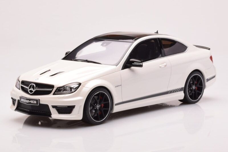 Mercedes AMG C63 W204 Edition 507 Balts GT Spirit 1:18 GT899 Sveķi