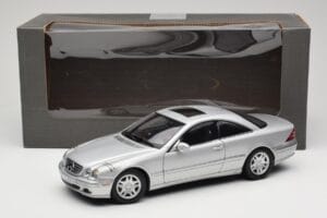 Mercedes CL 500 C215 Sudrabs AUTOart 1:18 B66962152 Metāls — attēls 8 no 8