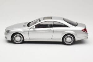 Mercedes CL-Class C216 Sudrabs AUTOart 1:18 76164 Metāls — attēls 4 no 8