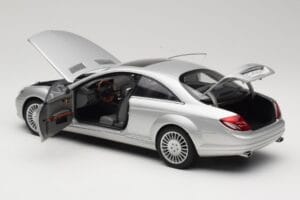 Mercedes CL-Class C216 Sudrabs AUTOart 1:18 76164 Metāls — attēls 5 no 8