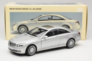 Mercedes CL-Class C216 Sudrabs AUTOart 1:18 76164 Metāls — attēls 8 no 8