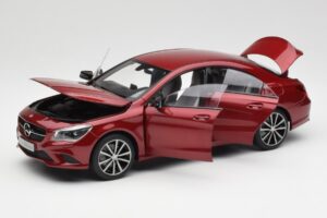 Mercedes CLA C117 Designo Patagonia Sarkans Metaliks Norev 1:18 B66960131 Metāls — attēls 2 no 8