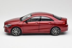 Mercedes CLA C117 Designo Patagonia Sarkans Metaliks Norev 1:18 B66960131 Metāls — attēls 4 no 8