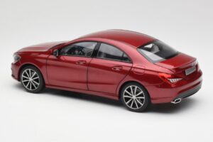 Mercedes CLA C117 Designo Patagonia Sarkans Metaliks Norev 1:18 B66960131 Metāls — attēls 7 no 8
