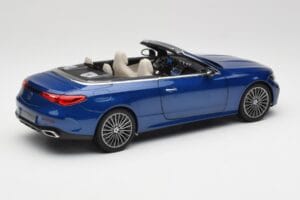 Mercedes CLE Kabriolets A236 Zils Norev 1:18 B66960653 Metāls — attēls 4 no 9