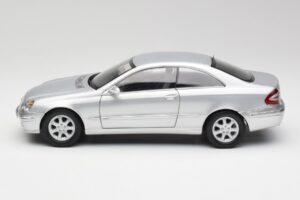 Mercedes CLK 500 C209 Sudrabs Kyosho 1:18 B66962144 Metāls — attēls 4 no 8