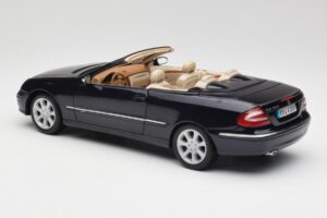 Mercedes CLK 500 W209 Kabriolets Tumši Zils Metaliks Kyosho 1:18 B66962174 Metāls — attēls 8 no 9
