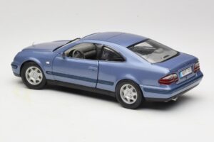 Mercedes CLK C208 Violets Anson 1:18 30330 Metāls — attēls 7 no 8
