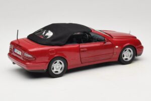 Mercedes CLK A208 Kabriolets Sarkans Anson 1:18 30338 Metāls — attēls 3 no 8