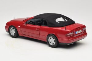 Mercedes CLK A208 Kabriolets Sarkans Anson 1:18 30338 Metāls — attēls 7 no 8