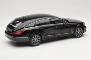 Mercedes CLS Shooting Brake X218 Obsidian Black Norev 1:18 B66960115 Metāls — attēls 3 no 8