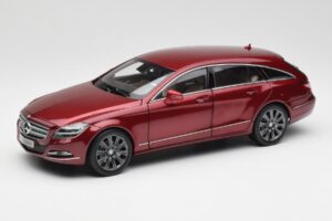 Mercedes CLS Shooting Brake X218 Thulite Sarkans Norev 1:18 B66960116 Metāls