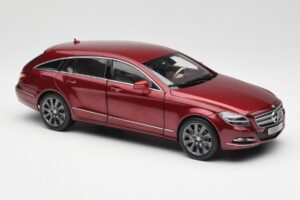 Mercedes CLS Shooting Brake X218 Thulite Sarkans Norev 1:18 B66960116 Metāls — attēls 6 no 8